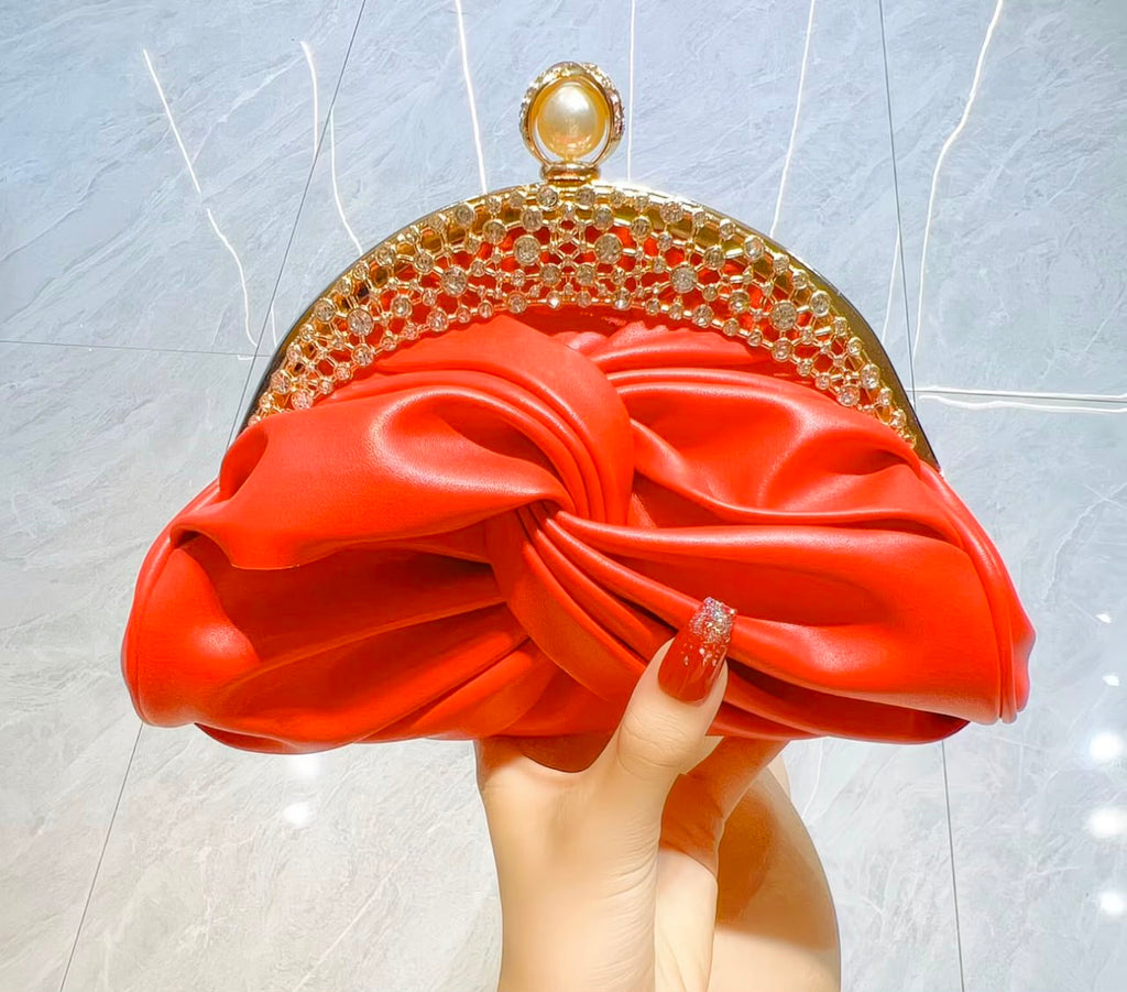 Chic Soirée Purse