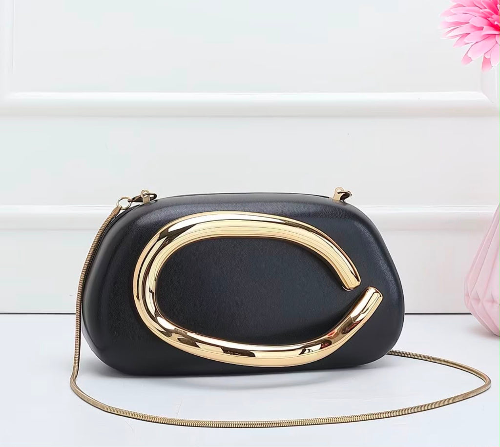 Trendy Clutch