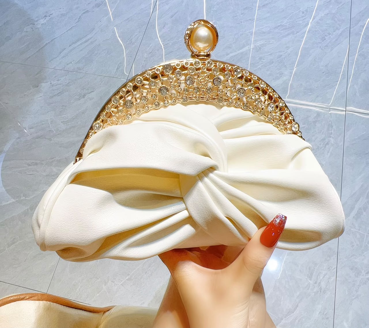 Chic Soirée Purse