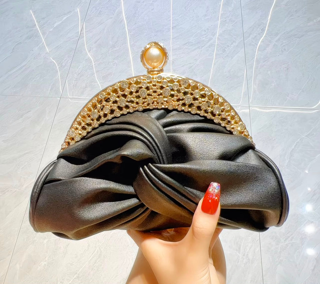 Chic Soirée Purse