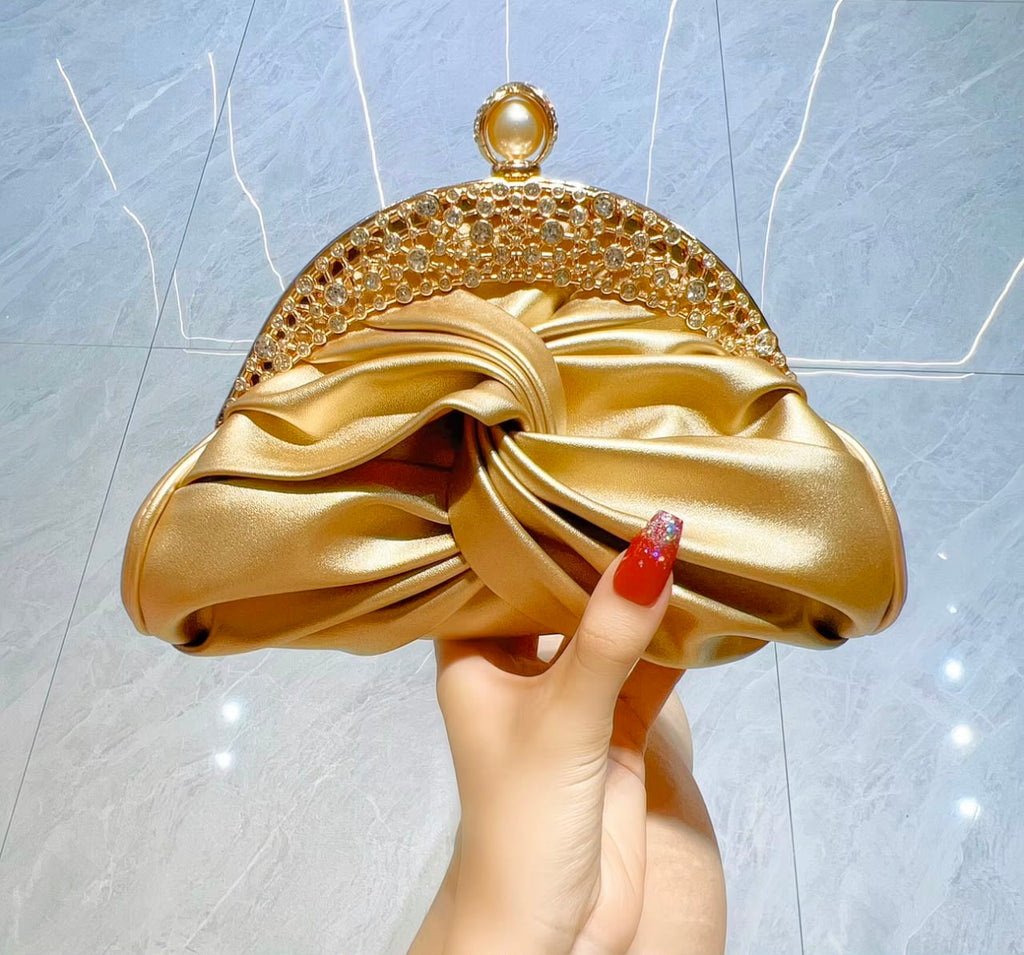 Chic Soirée Purse